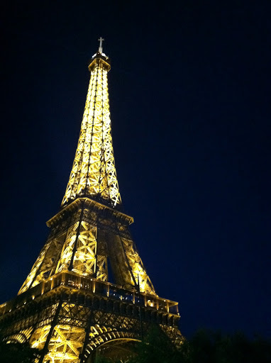 Parisnight | the simply luxurious life, www.thesimplyluxuriouslie.com