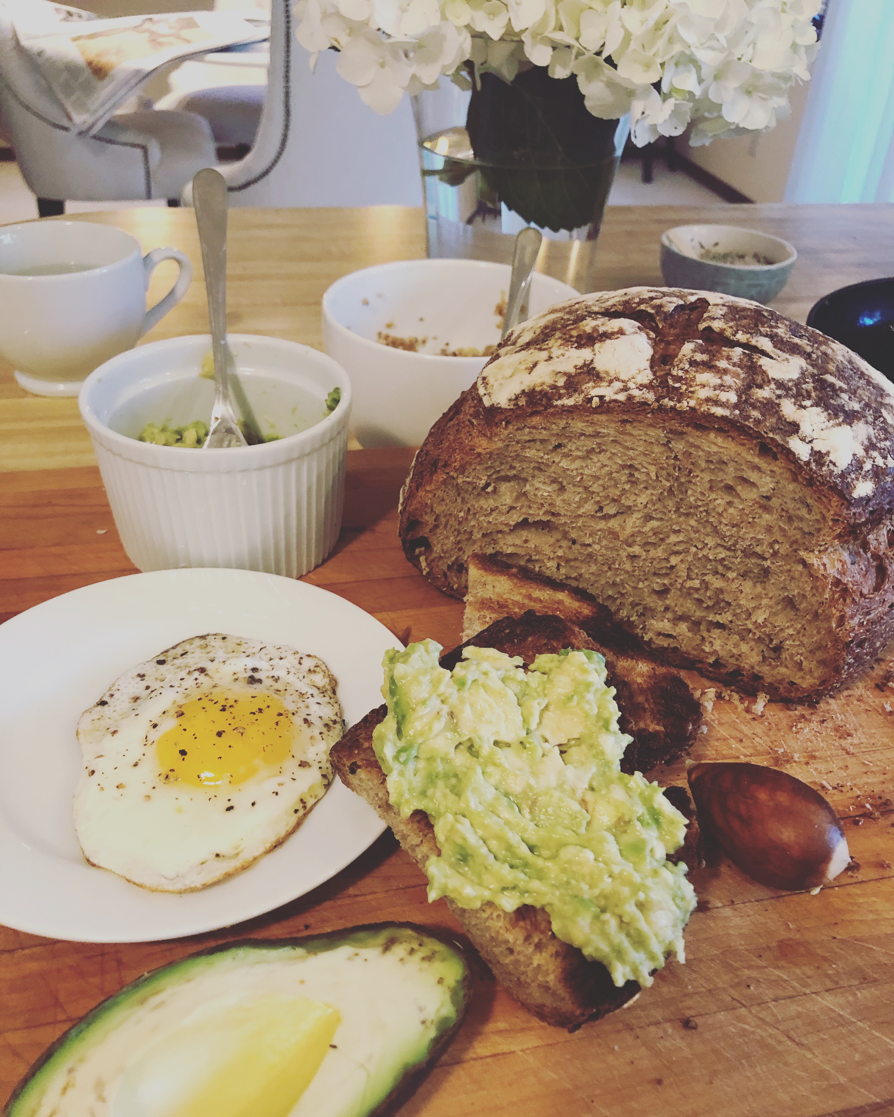 A Healthy Morning Nibble: Avocado Toast