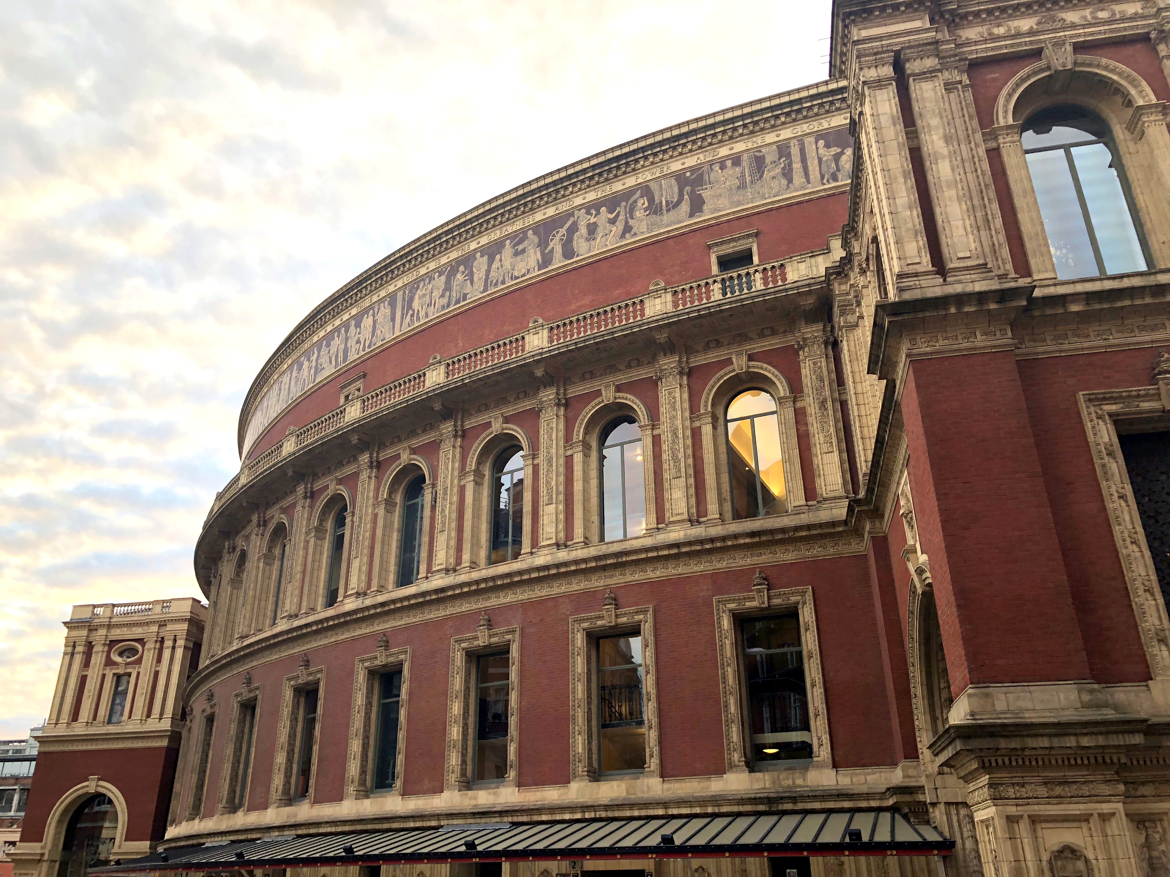 You Might Be An Anglophile If . . . (30 signs)